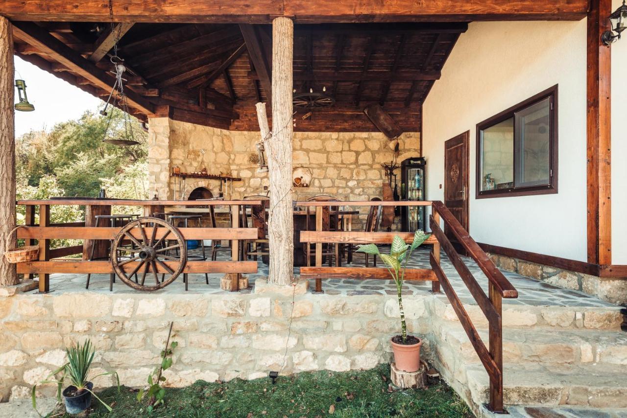 Guest House Hristova Kashta - Христова Къща Cherni Vrŭkh Exteriér fotografie