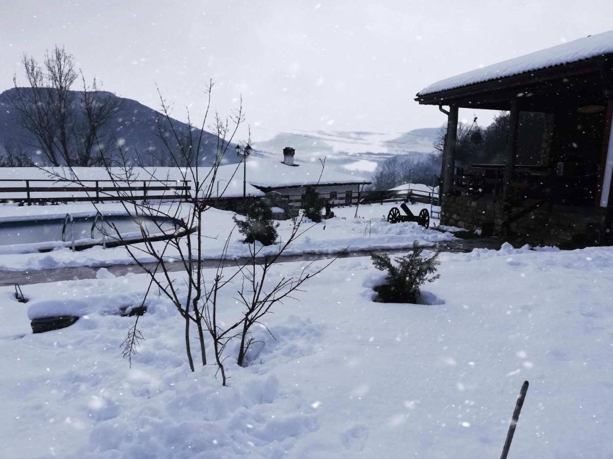 Guest House Hristova Kashta - Христова Къща Cherni Vrŭkh Exteriér fotografie