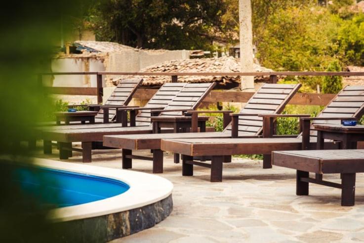 Guest House Hristova Kashta - Христова Къща Cherni Vrŭkh Exteriér fotografie